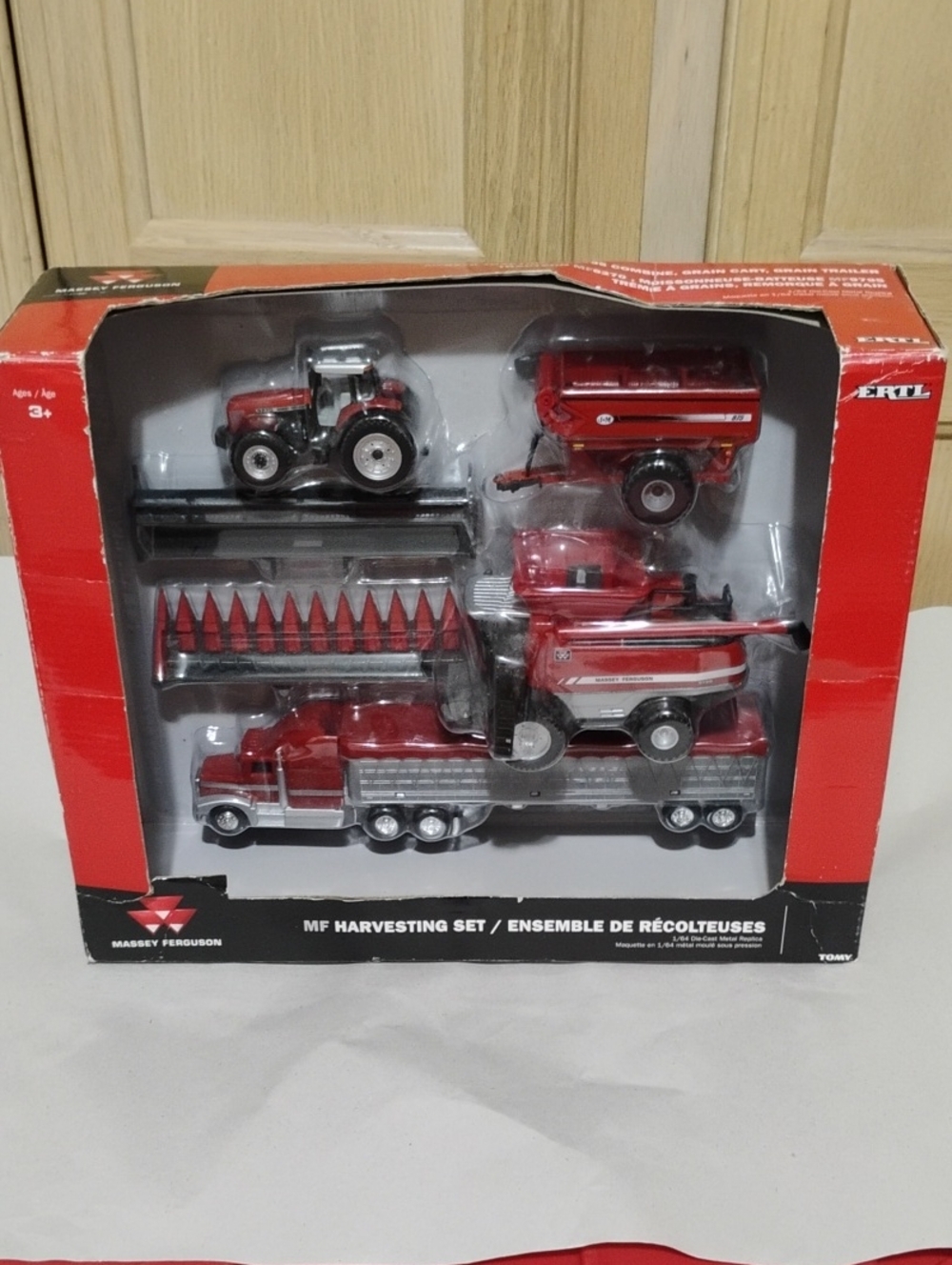 (X-79) ERTL Massey Ferguson Red Die Cast Metal Harvesting Set